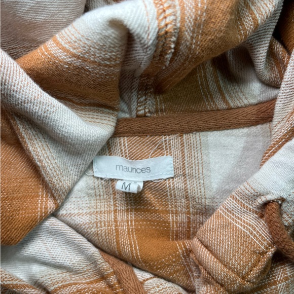 Women's Plaid Utility Jacket in Tan and Cream - Picture 6 of 12